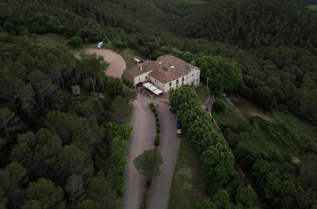 Santuari De La Mare De Deu De La Salut De Terrades Hotel Bagian luar foto